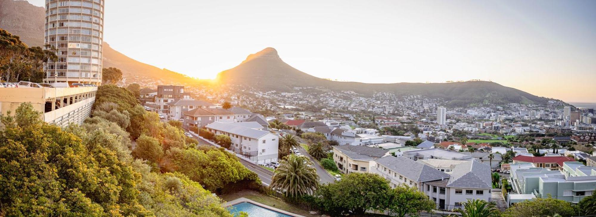 Luxury 1bdrm With A View! Cape Town